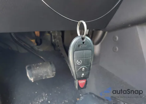 2010 Dodge Journey Sxt z USA, uszkodzony, nr VIN 3D4PH5FV2AT108165